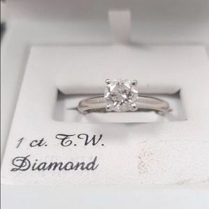 1 ct. Diamond Ring